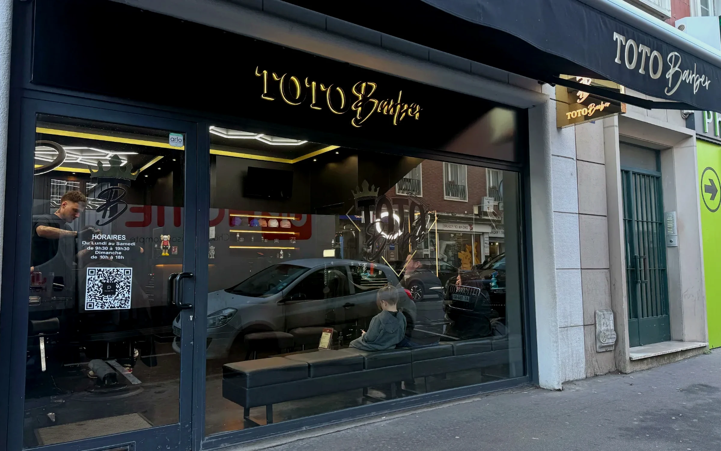 Façade de Toto’Barber, 34 Rue des Jacobins à Beauvais
